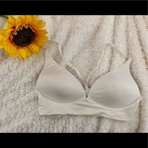 Victoria’s Secret Wireless Bralette, White, 34C